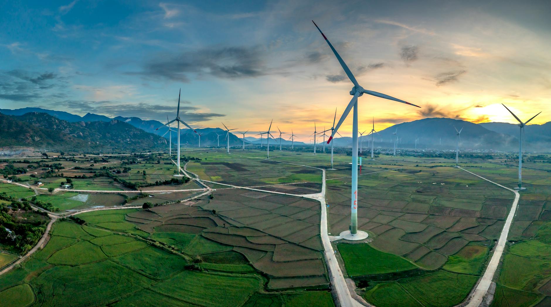 From Code to Cloud: Navigating the World of Modern Software Development